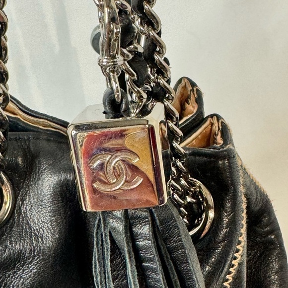 CHANEL BAG - Picture 6 of 6